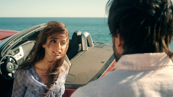 Happy Ending (2014)