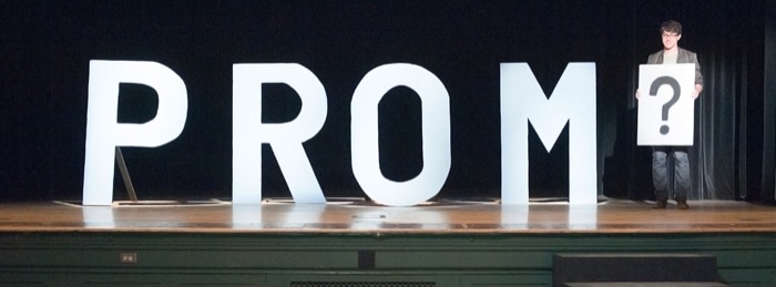 Prom (2011)