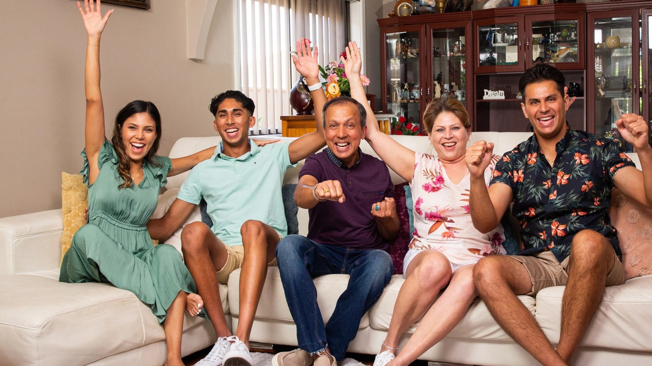 Gogglebox Australia Where to watch streaming and online in the UK Flicks