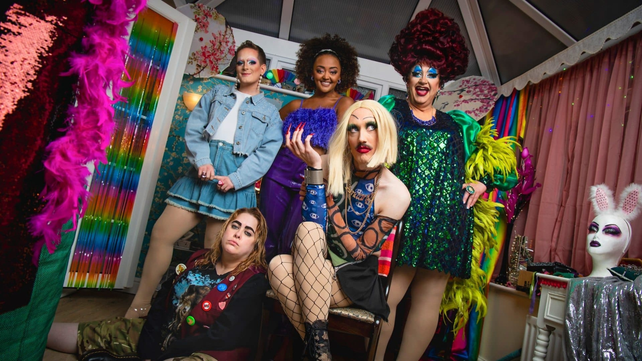 Smoggie Queens: Season 1